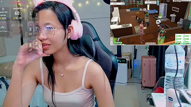 Snapshot of Kana_G chatting on February 12, 2025, 10:03 am Kana G online show from February 12, 2025, 10:03 am