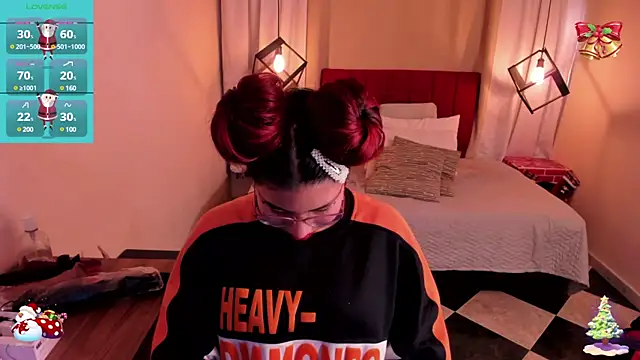 Snapshot of kyliejenner_hot chatting on December 19, 2024, 12:01 pm kyliejenner hot online show from December 19, 2024, 12:01 pm