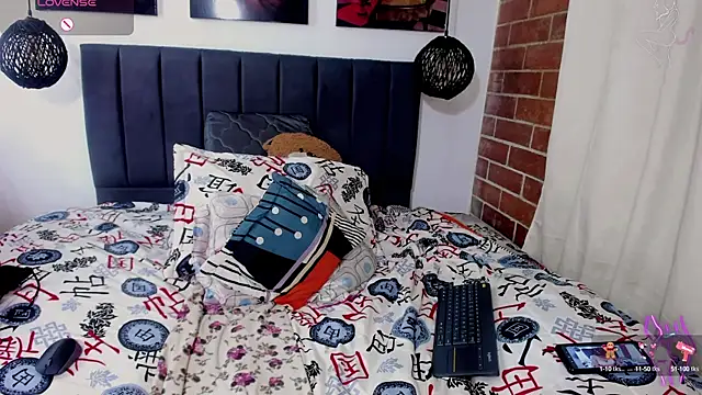 Snapshot of kyliejenner_hot chatting on March 3, 2025, 9:00 am kyliejenner hot online show from March 3, 2025, 9:00 am