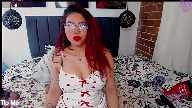 Snapshot of kyliejenner_hot chatting on March 15, 2025, 2:46 am kyliejenner hot online show from March 15, 2025, 2:46 am