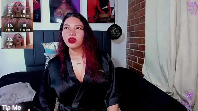 Snapshot of kyliejenner_hot chatting on September 19, 2025, 3:30 am kyliejenner hot online show from September 19, 2025, 3:30 am