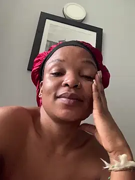 slimcateee online show from February 14, 2025, 6:23 am