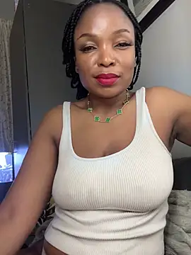 slimcateee online show from September 28, 2025, 8:14 pm