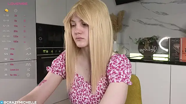 Snapshot of MaryCoopeer chatting on January 24, 2025, 5:10 am MaryCoopeer online show from January 24, 2025, 5:10 am