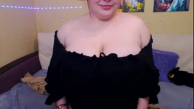 Snapshot of JuliaKeln chatting on February 16, 2025, 9:16 pm JuliaKeln online show from February 16, 2025, 9:16 pm