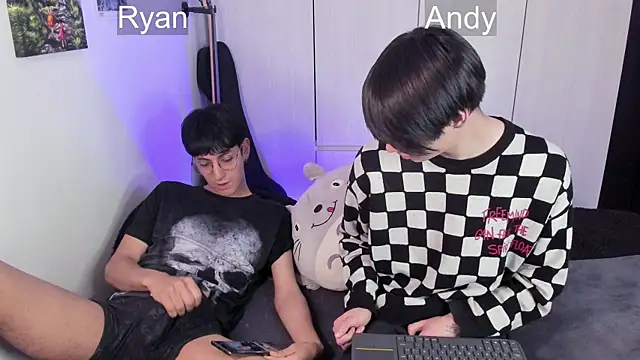 Aventure Twinks online show from January 11, 2025, 7:17 am