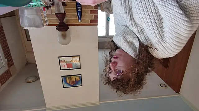 Prxscillia Tx online show from February 19, 2026, 11:06 am