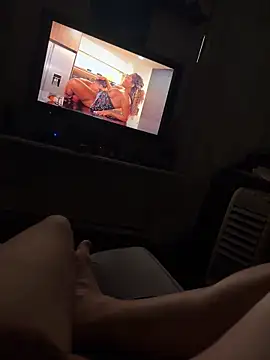 Snapshot of Jhonnygh12 chatting on December 1, 2025, 2:49 am Jhonnygh12 online show from December 1, 2025, 2:49 am