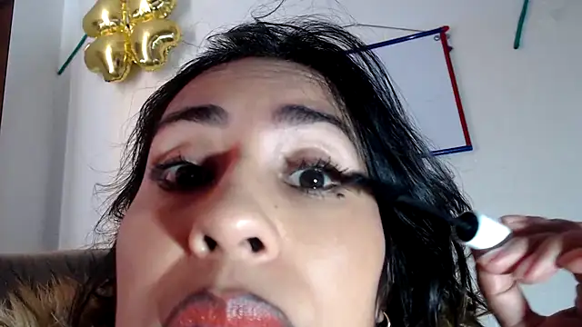 Snapshot of fantasty_nylon chatting on October 10, 2025, 4:28 pm fantasty nylon online show from October 10, 2025, 4:28 pm