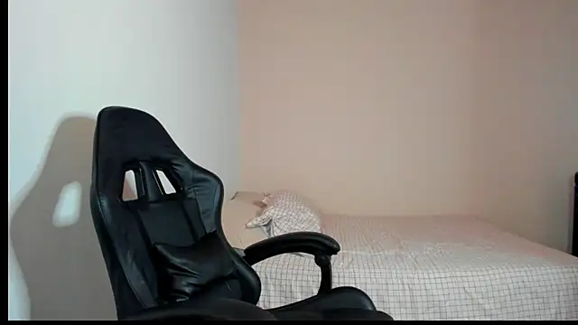 nina pons online show from March 3, 2026, 8:48 pm