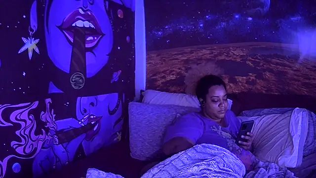 AutumnHart online show from December 18, 2024, 8:36 pm