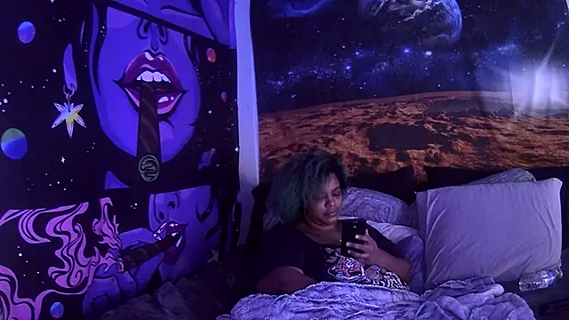 AutumnHart online show from January 26, 2025, 6:06 pm