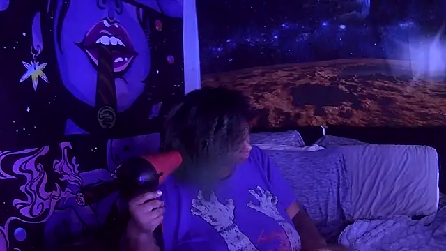 AutumnHart online show from February 10, 2025, 5:09 pm