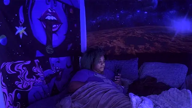 AutumnHart online show from February 11, 2025, 9:35 pm