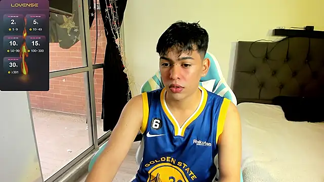 Snapshot of Franco_Rizzo_ chatting on December 3, 2024, 9:12 pm Franco Rizzo online show from December 3, 2024, 9:12 pm