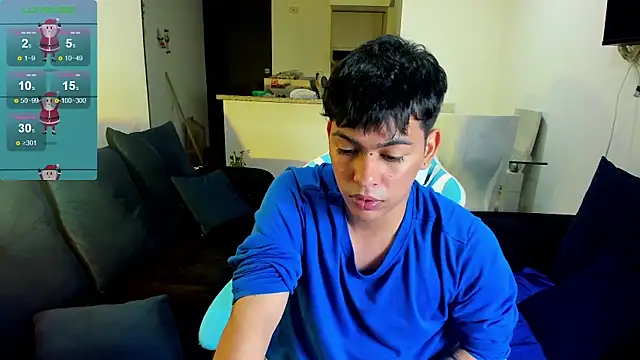 Snapshot of Franco_Rizzo_ chatting on December 16, 2024, 12:59 am Franco Rizzo online show from December 16, 2024, 12:59 am