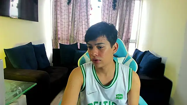 Snapshot of Franco_Rizzo_ chatting on January 14, 2025, 7:53 pm Franco Rizzo online show from January 14, 2025, 7:53 pm