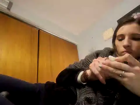 SmokeShow686 online show from December 18, 2024, 9:29 pm