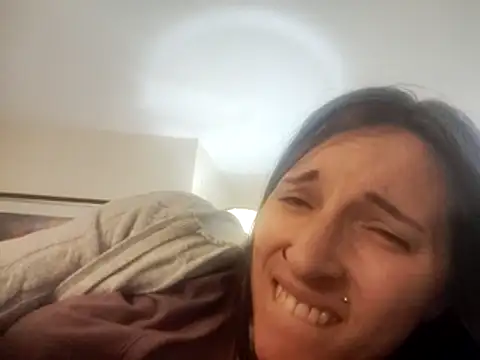 SmokeShow686 online show from March 8, 2026, 2:04 am