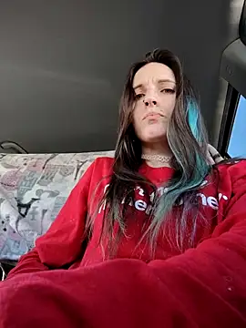 SmokeShow686 online show from April 16, 2026, 4:19 pm