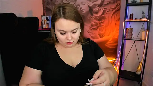 Snapshot of KimberlyMaran chatting on January 29, 2025, 9:12 am KimberlyMaran online show from January 29, 2025, 9:12 am