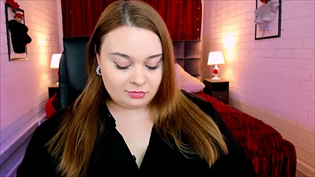 KimberlyMaran online show from November 24, 2025, 4:18 pm