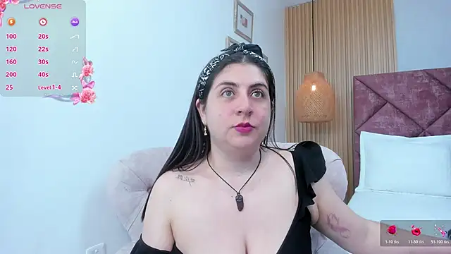 Snapshot of Gabriela_1x chatting on February 24, 2026, 12:47 pm Gabriela 1x online show from February 24, 2026, 12:47 pm