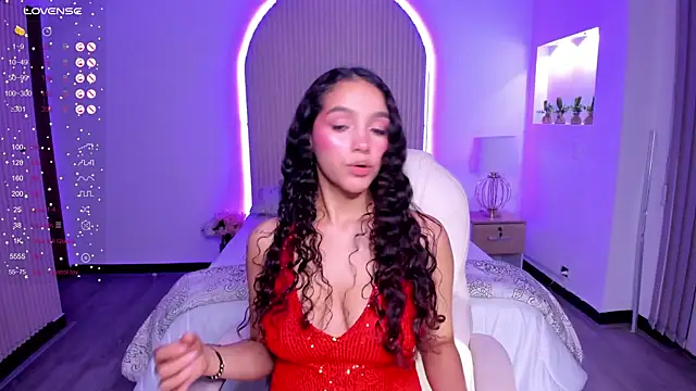 anahi curlie1 online show from January 15, 2025, 7:05 am