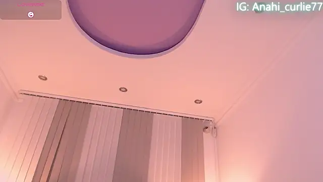 anahi curlie1 online show from March 21, 2025, 9:45 am