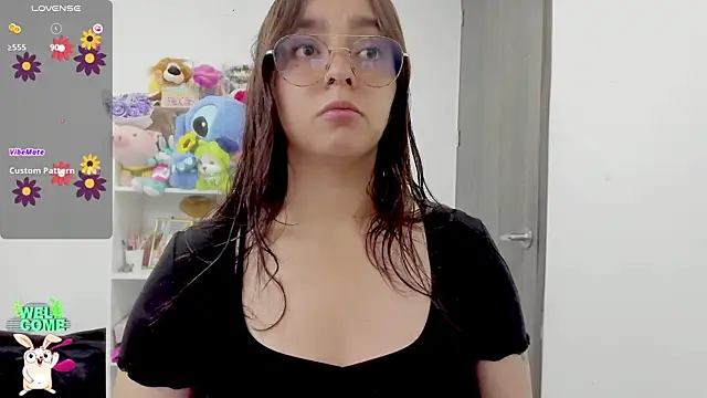 Snapshot of Valery7rose_ chatting on June 30, 2026, 3:35 pm Valery7rose online show from June 30, 2026, 3:35 pm