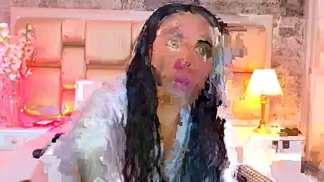 Snapshot of AlisonTravis chatting on October 29, 2025, 8:32 pm AlisonTravis online show from October 29, 2025, 8:32 pm