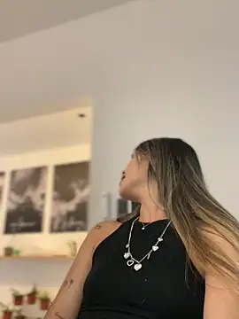 Emilia Bakerr online show from March 13, 2025, 6:01 pm