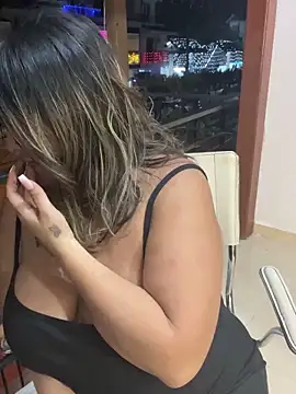 MrsFoucher online show from December 8, 2024, 2:49 am