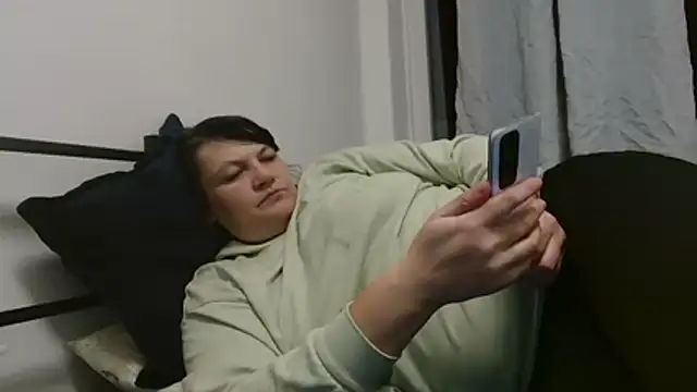 Lucinka1 online show from November 25, 2025, 3:23 pm