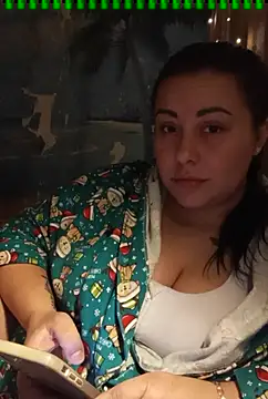 DaisyStreet online show from December 22, 2024, 5:32 pm