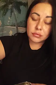 DaisyStreet online show from September 22, 2025, 5:59 pm