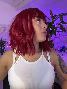 lucianaroy online show from November 14, 2025, 10:07 pm