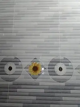 Snapshot of Ritusri_Dotta chatting on December 31, 2024, 6:02 pm Ritusri Dotta online show from December 31, 2024, 6:02 pm