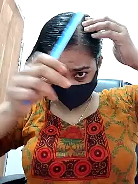 Snapshot of Ritusri_Dotta chatting on January 3, 2025, 4:44 am Ritusri Dotta online show from January 3, 2025, 4:44 am