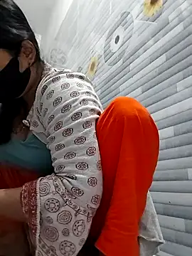 Snapshot of Ritusri_Dotta chatting on January 13, 2025, 9:42 pm Ritusri Dotta online show from January 13, 2025, 9:42 pm