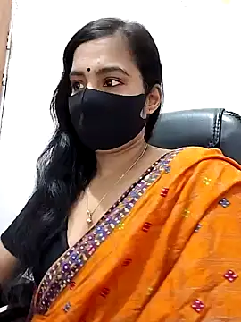 Snapshot of Ritusri_Dotta chatting on January 18, 2025, 10:28 am Ritusri Dotta online show from January 18, 2025, 10:28 am