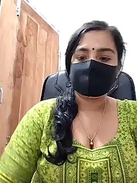 Snapshot of Ritusri_Dotta chatting on January 22, 2025, 8:06 pm Ritusri Dotta online show from January 22, 2025, 8:06 pm