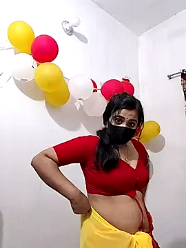 Snapshot of Ritusri_Dotta chatting on February 4, 2025, 7:22 pm Ritusri Dotta online show from February 4, 2025, 7:22 pm