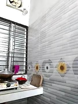 Snapshot of Ritusri_Dotta chatting on February 11, 2025, 4:56 pm Ritusri Dotta online show from February 11, 2025, 4:56 pm