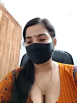 Snapshot of Ritusri_Dotta chatting on February 25, 2025, 6:42 pm Ritusri Dotta online show from February 25, 2025, 6:42 pm