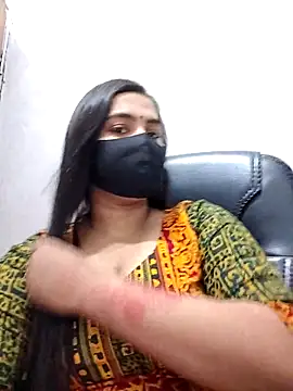 Snapshot of Ritusri_Dotta chatting on October 13, 2025, 4:07 pm Ritusri Dotta online show from October 13, 2025, 4:07 pm