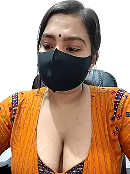 Snapshot of Ritusri_Dotta chatting on October 18, 2025, 3:57 pm Ritusri Dotta online show from October 18, 2025, 3:57 pm