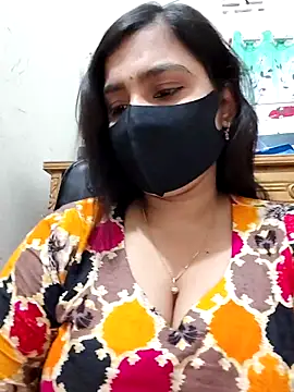 Snapshot of Ritusri_Dotta chatting on February 9, 2026, 6:12 pm Ritusri Dotta online show from February 9, 2026, 6:12 pm