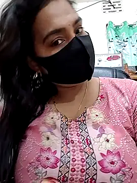 Snapshot of Ritusri_Dotta chatting on March 2, 2026, 7:43 pm Ritusri Dotta online show from March 2, 2026, 7:43 pm