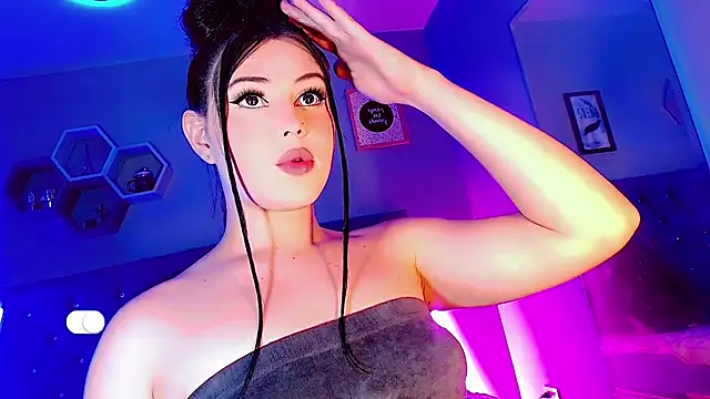 Snapshot of Ashlycuute chatting on December 17, 2024, 10:32 pm Ashlycuute online show from December 17, 2024, 10:32 pm